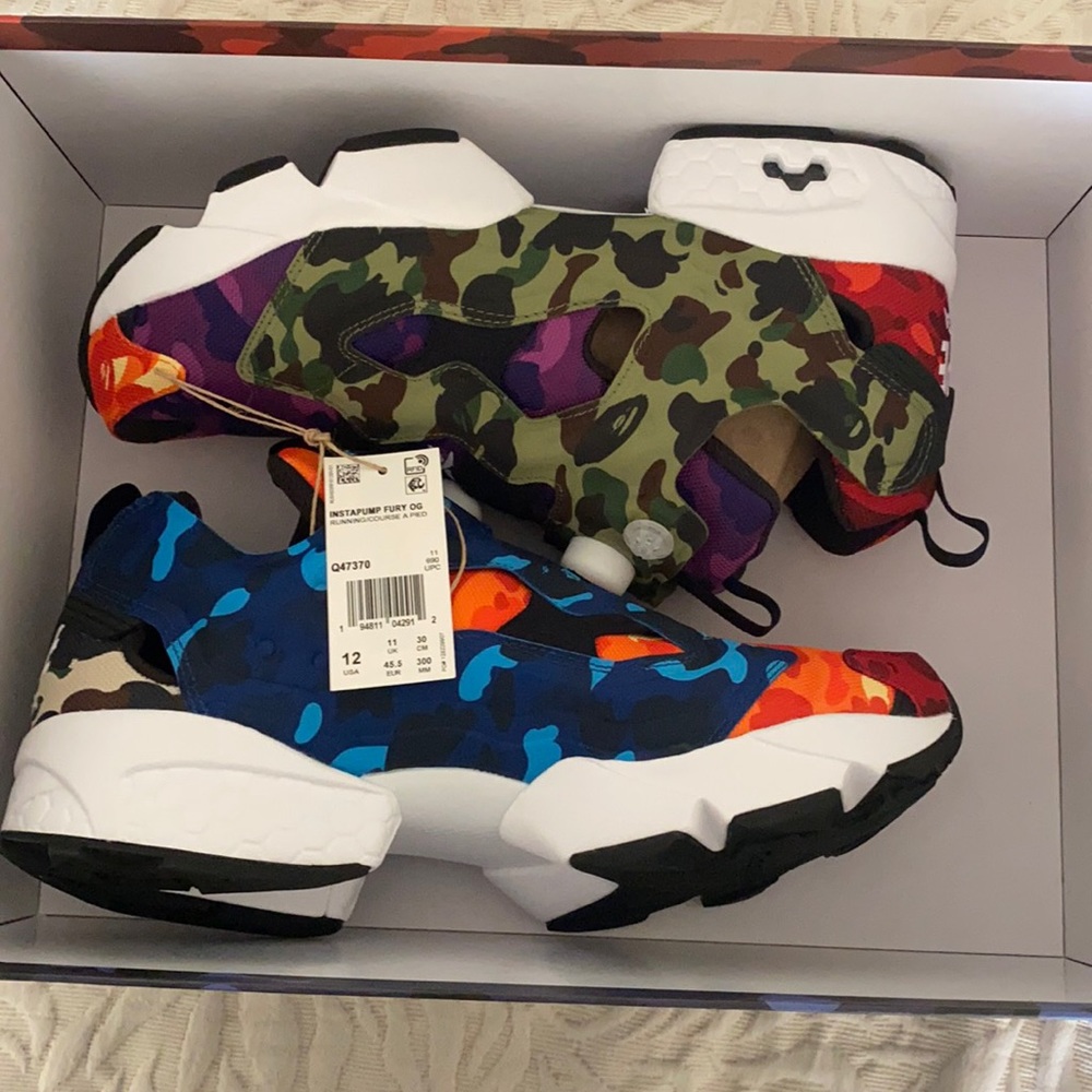 Reebok running sneakers , with tags and box